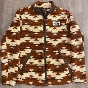AMAZING NORTH FACE JACKET!!